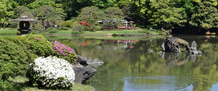 六義園の日本庭園