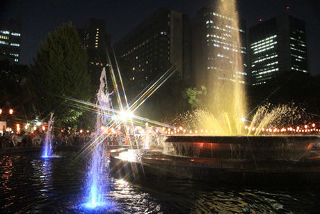 日比谷公園丸の内音頭大盆踊り大会の様子