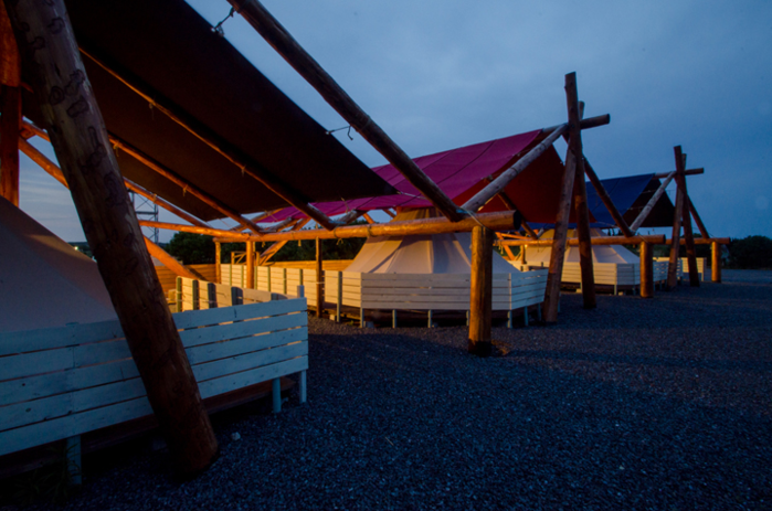 MIFUNE VILLAGEのテント外観