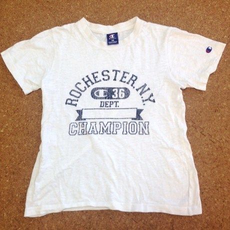 チャンピオンのTシャツ