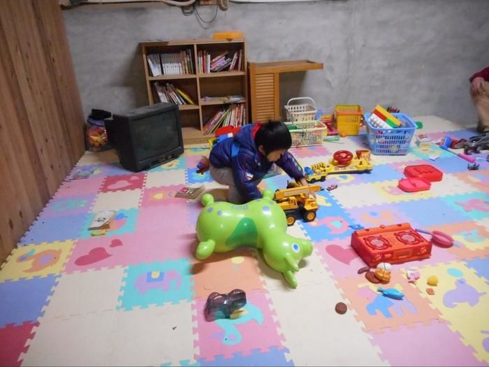 室内の子供の遊び場