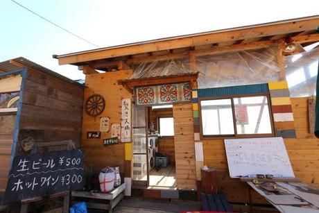 ほったらかしキャンプ場の焚き火場入り口