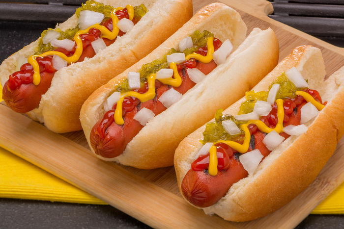 大きなソーセージのホットドック