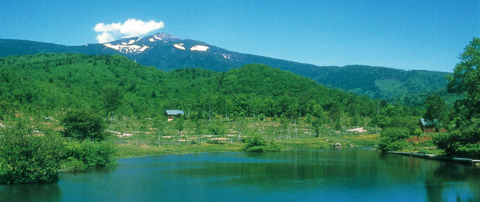 山々と湖を望む南乗鞍キャンプ場