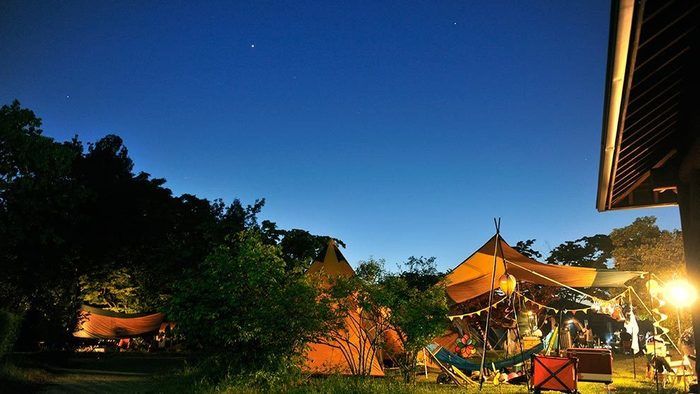 滋賀県のおすすめキャンプ場 グリーンパーク山東 夜の様子
