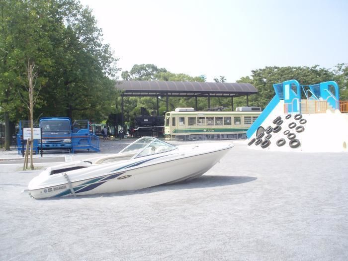 萩中公園の遊具