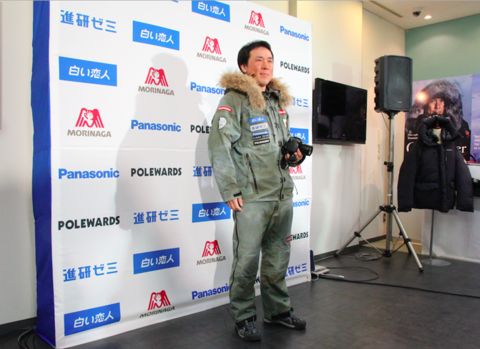 ポールワーズのアウトドアウェアを着用した荻田泰永さん