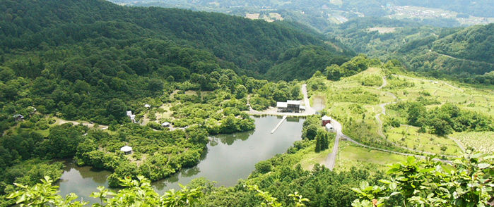 無印良品津南キャンプ場の外観