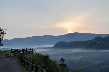 吉滝キャンプ場・コテージ村から見る雲海