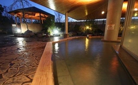 ロハスガルテンキャンプ場の天然温泉かんなの湯