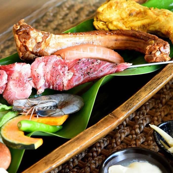 並ぶ石垣島の食材