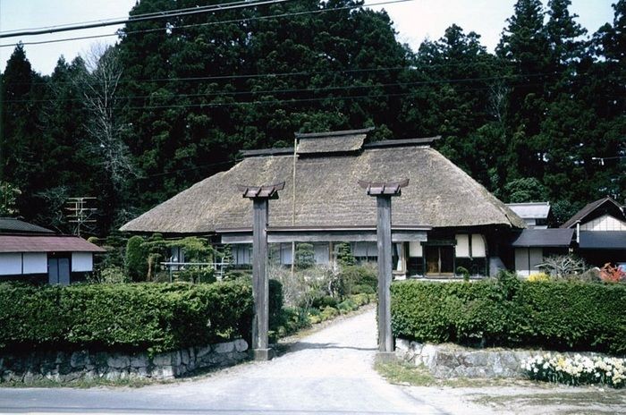 大倉ふるさとセンターキャンプ場の古民家