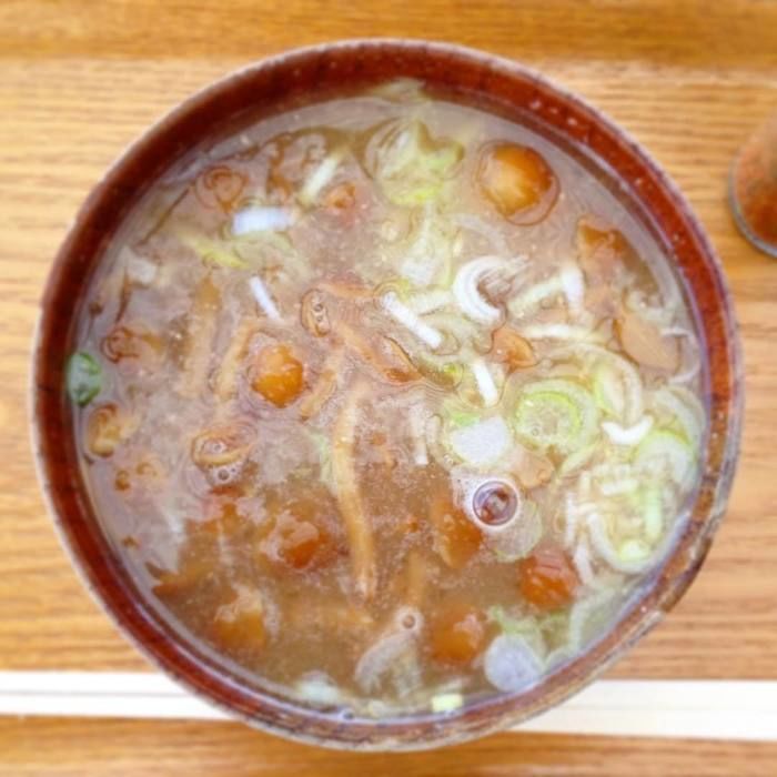 陣場山の清水茶屋のゆず入りのなめこ汁