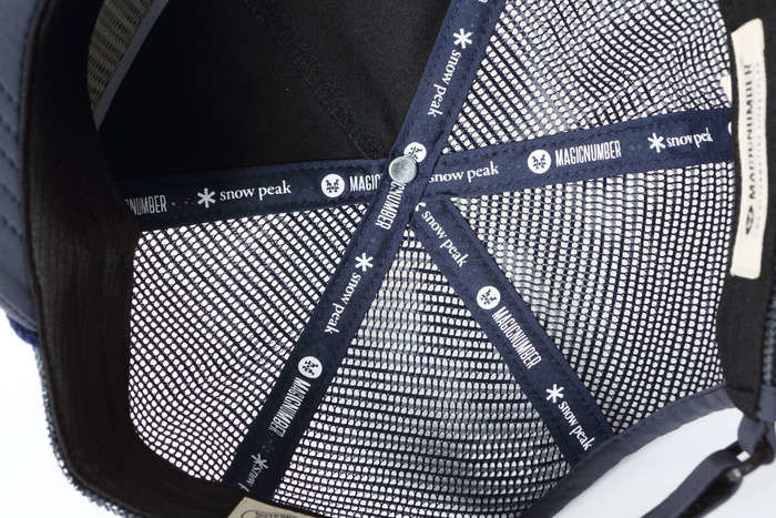 GROGLAN SURFCAMP CAPの裏の刺繍部分のロゴ