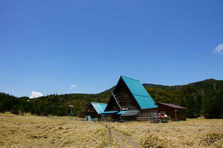 縞枯山荘の外観
