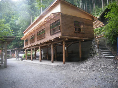 おくちちぶ両神キャンプ場のバンガロー