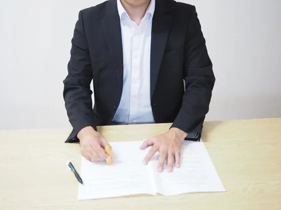 業務提携とは？種類・メリット・デメリット・業務提携契約書をわかりやすく解説
