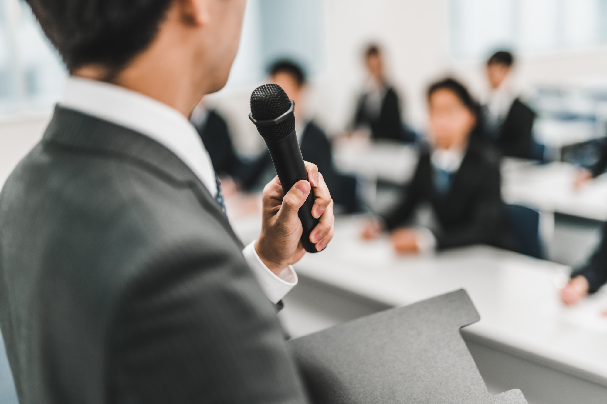 M&Aが従業員に与える影響と最適な対応策｜説明タイミング・退職リスクを徹底解説