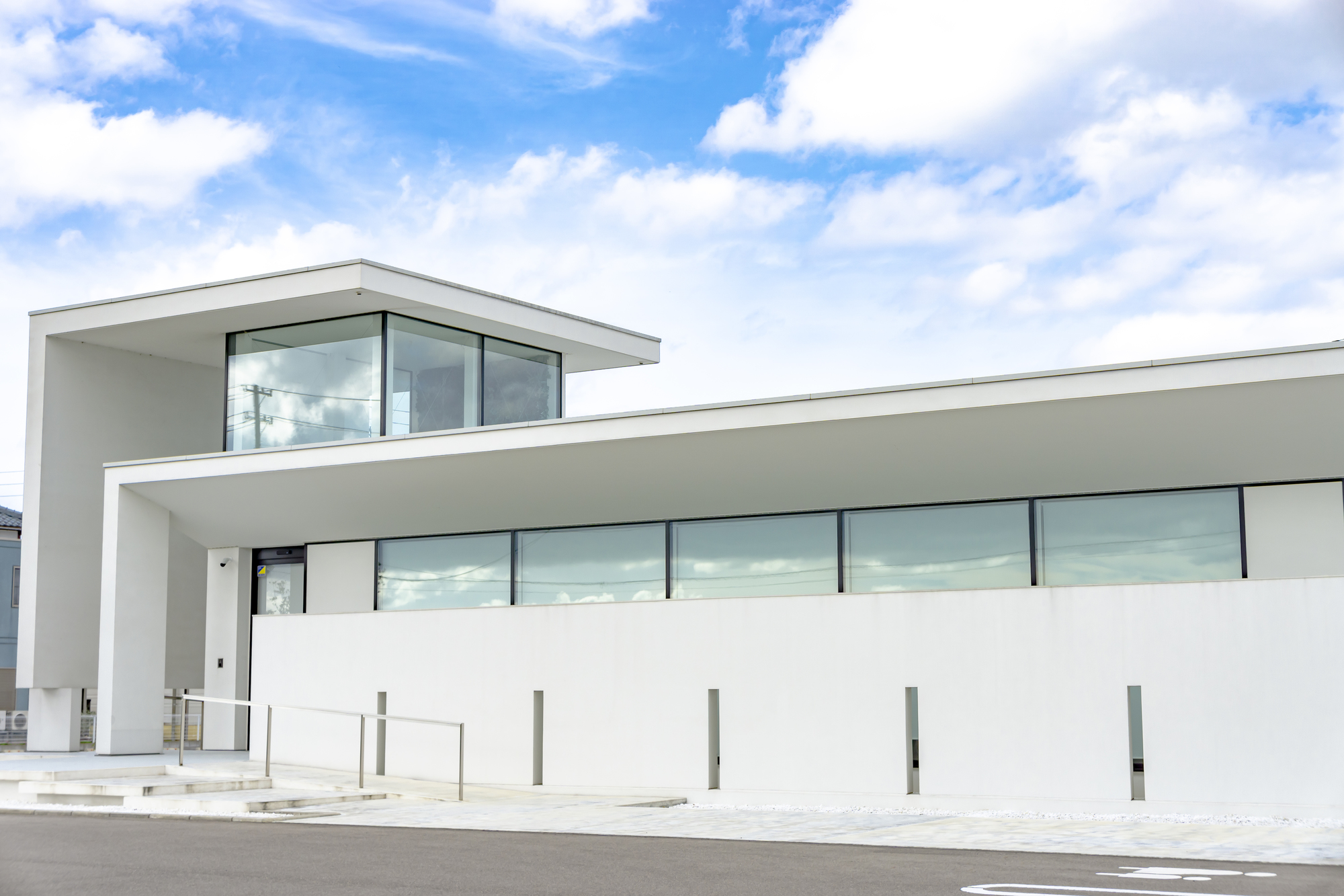 クリニックの事業承継の方法とは？費用相場・補助金・流れを徹底解説