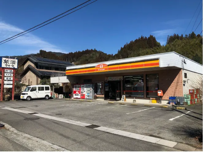 「日本一帰りたい町」で、穏やかな第二の人生を。創業80年、地域に愛される“家付き商店”で始める、理想の移住開業