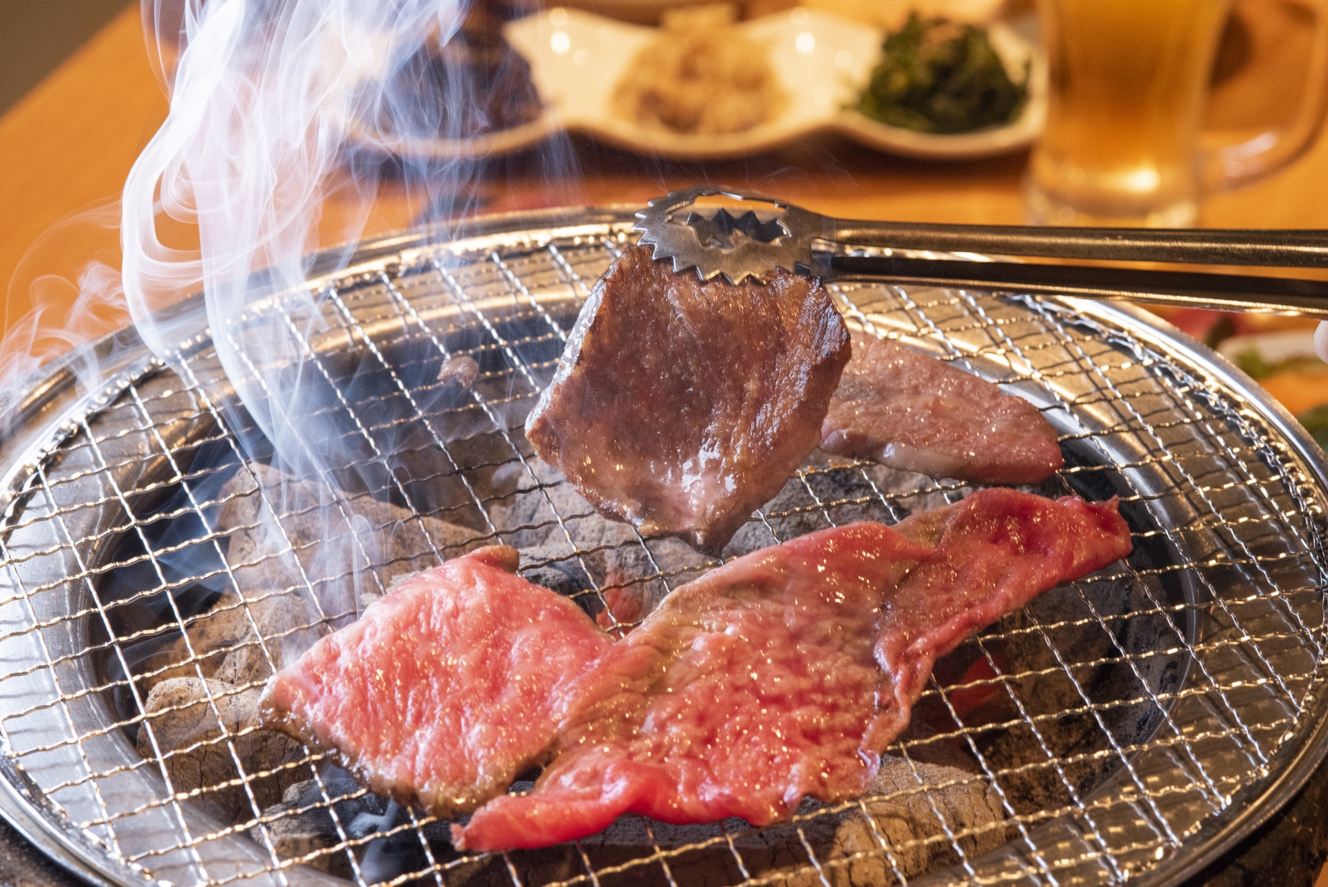 焼肉店のM&Aとは？相場・売却・買収・居抜き案件の特徴と流れを解説