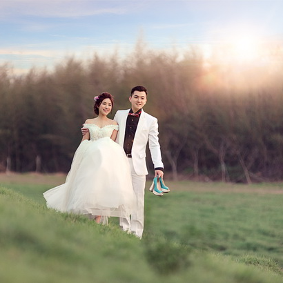 遊樂照相館 - ❤? 王年慶 & ? 慕容姬
❤Makeup artist： ? Vanessa stylist
❤禮服: 遊樂照相館
❤西服: ART 手作西服工作室 