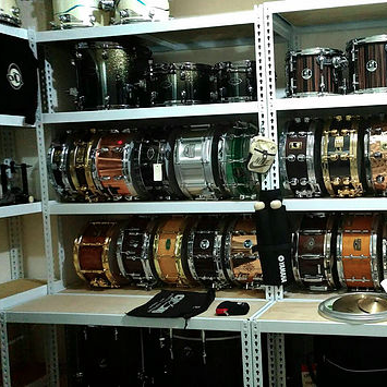 安寶角鋼有限公司 - 白色角鋼展示架