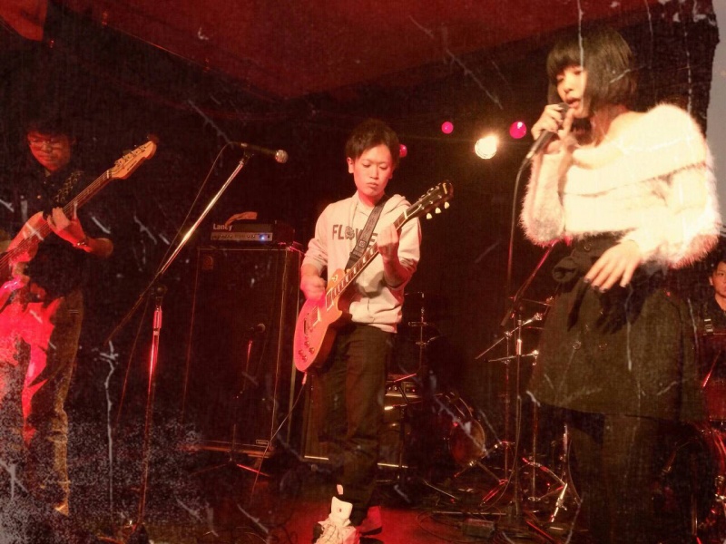 軽音楽同好会