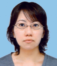 安井由美子