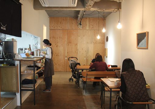 とんがりビルの〈nitaki〉でスタッフ募集中