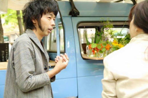 塚原さんの“住宅街で山羊を飼いハーブを育てる暮らし”