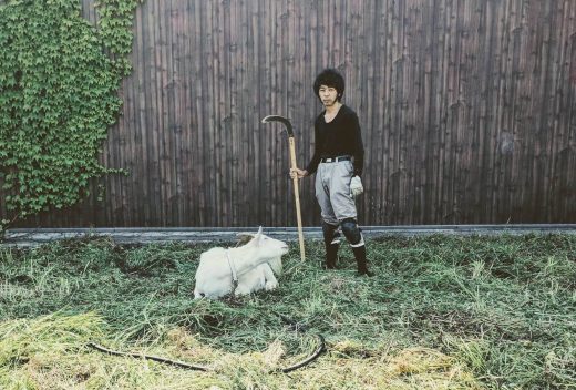 塚原さんの“住宅街で山羊を飼いハーブを育てる暮らし”
