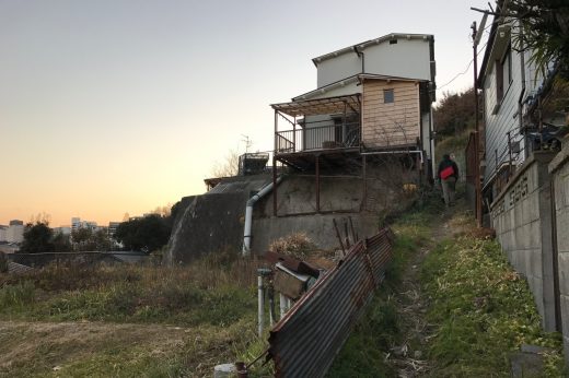 塚原さんの“住宅街で山羊を飼いハーブを育てる暮らし”