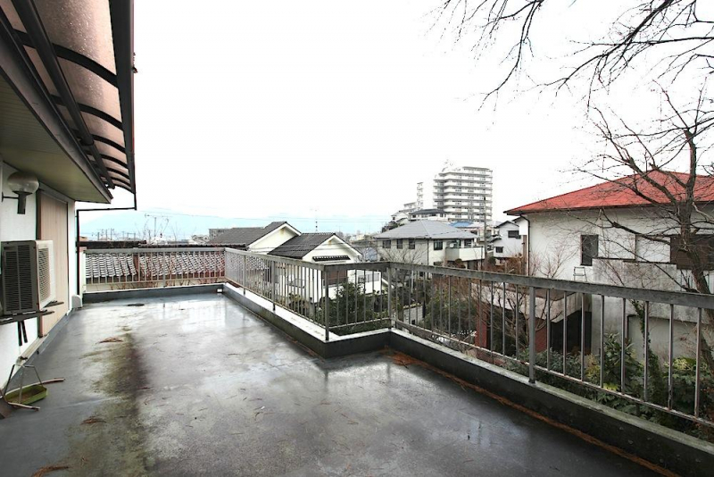 神戸市北区緑町 176.31平米(建物) 885平米(敷地) 3,480万円