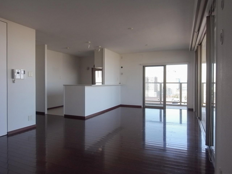 福岡市早良区西新 11万7,000円~11万9,000円 65.94㎡~78.21㎡