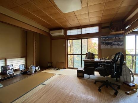 西宮市苦楽園三番町 127.64㎡(建物)317.38㎡(敷地) 3,480万円 JR神戸線「芦屋駅」 バス14分 「苦楽園」バス停 徒歩15分/阪急電鉄神戸線「夙川駅」 バス13分 「苦楽園」バス停 徒歩15分