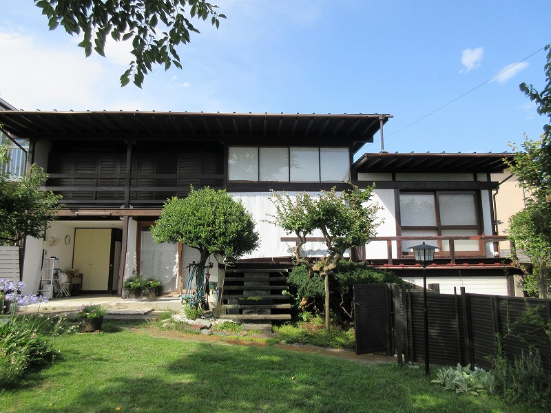 【RENT】鵠沼桜が岡|経年美化を愛でる築62年の邸宅 24.8万円