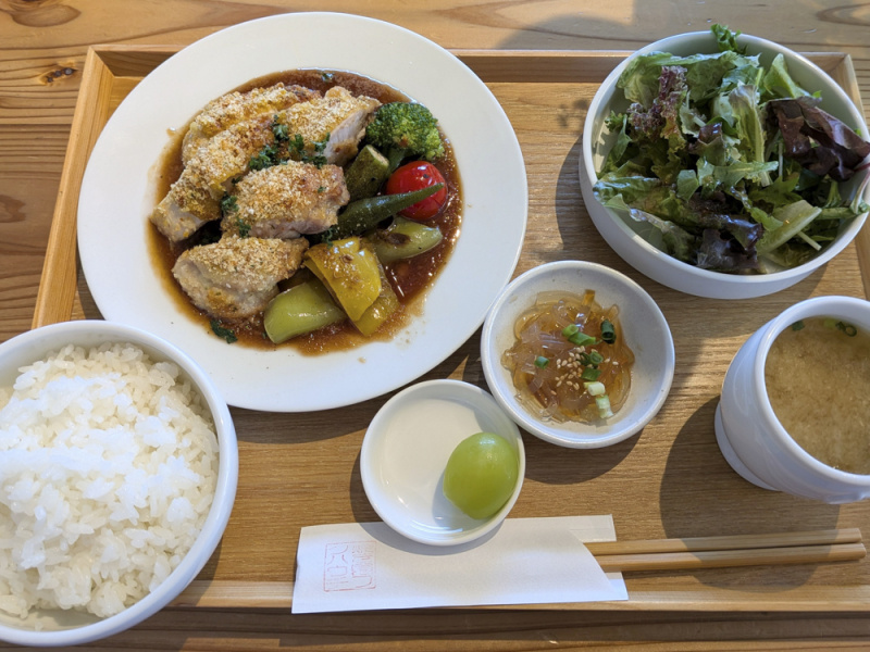 【北九州】地域とともに。食で幸せをもたらす『フクハウチ』