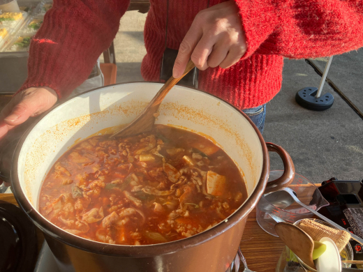 【鹿児島県阿久根市】何気ない日常を楽しみ、朝ごはんを港でいただく“阿久根おはよう市”