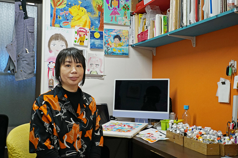 机から生業をみる：1回目「イラストレーター / 絵本作家：さいとうかおりさん」