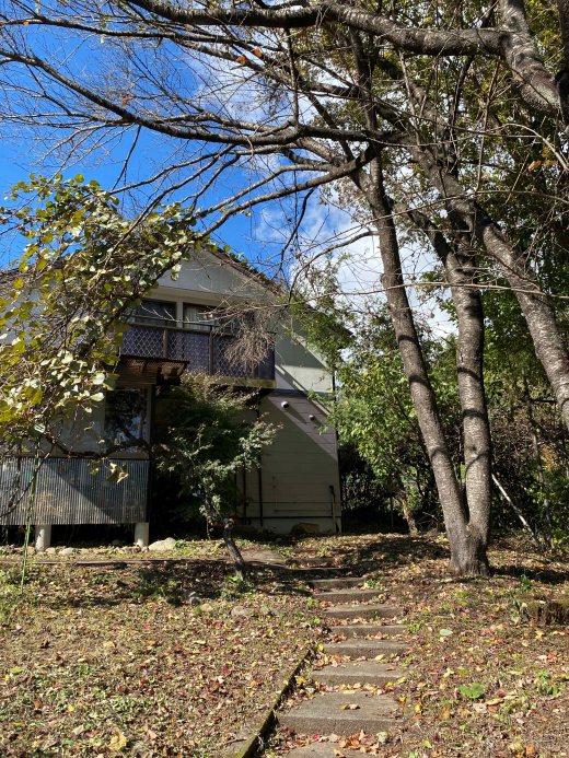 【SALE】「高原桜と朴に守られたウッドデッキ付住宅」3SLDK(建物91.83㎡/土地1,007㎡)/山梨市牧丘町・井戸川エリア 980万円