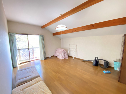 【SALE】「高原桜と朴に守られたウッドデッキ付住宅」3SLDK(建物91.83㎡/土地1,007㎡)/山梨市牧丘町・井戸川エリア 980万円