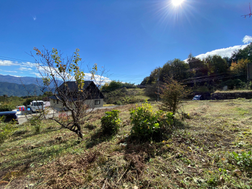 【SALE】「高原桜と朴に守られたウッドデッキ付住宅」3SLDK(建物91.83㎡/土地1,007㎡)/山梨市牧丘町・井戸川エリア 980万円