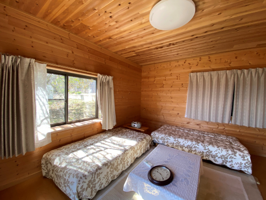 【SALE】「高原桜と朴に守られたウッドデッキ付住宅」3SLDK(建物91.83㎡/土地1,007㎡)/山梨市牧丘町・井戸川エリア 980万円