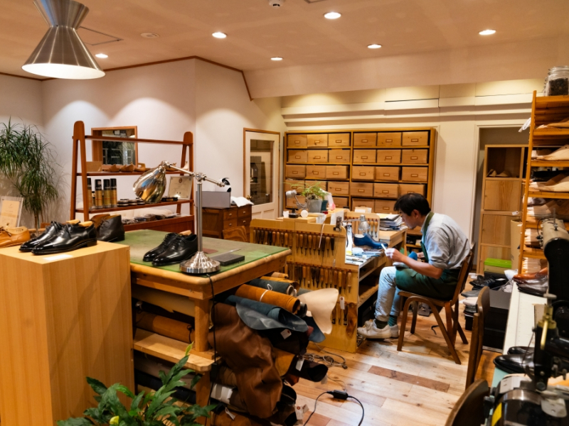 鎌倉市御成町|「コマヤ靴店」 暮らしの足元を支える靴をつくり続けて