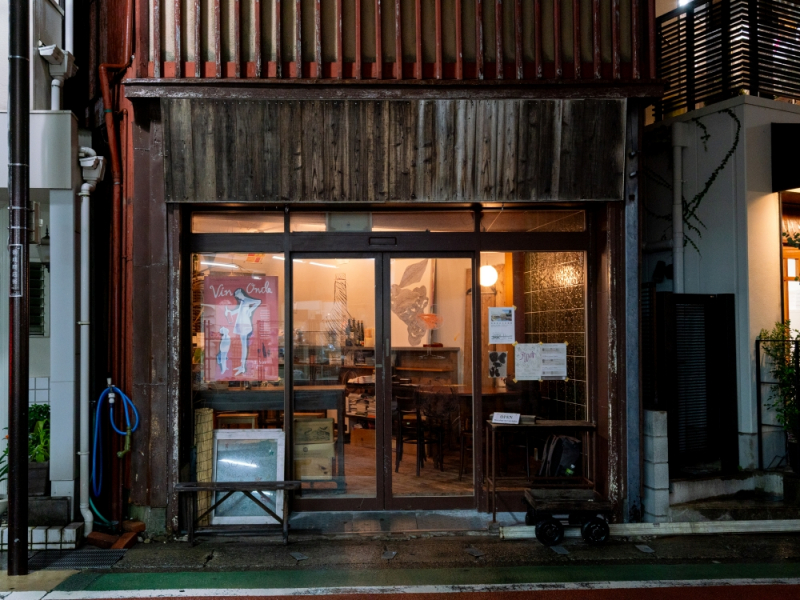 鎌倉御成通り｜開店から10年、ワインバー「祖餐（そさん）」が続ける“無理のない場”づくり