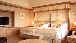 《大阪》ホテル客室アロマトリートメント / コリ削りマッサージ® / 金箔エステ