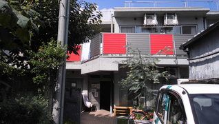 コル・テンポ　薬師の家