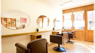 Beauty Salon sur
