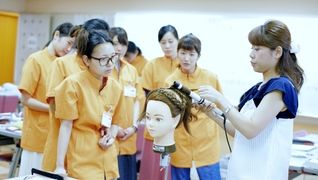 大阪ビューティーアート専門学校